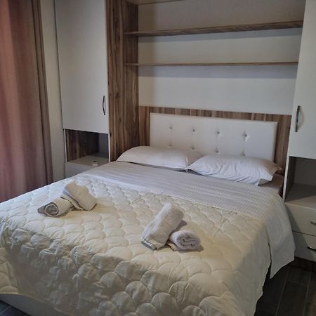 Vila Soleil Avlonya Dış mekan fotoğraf
