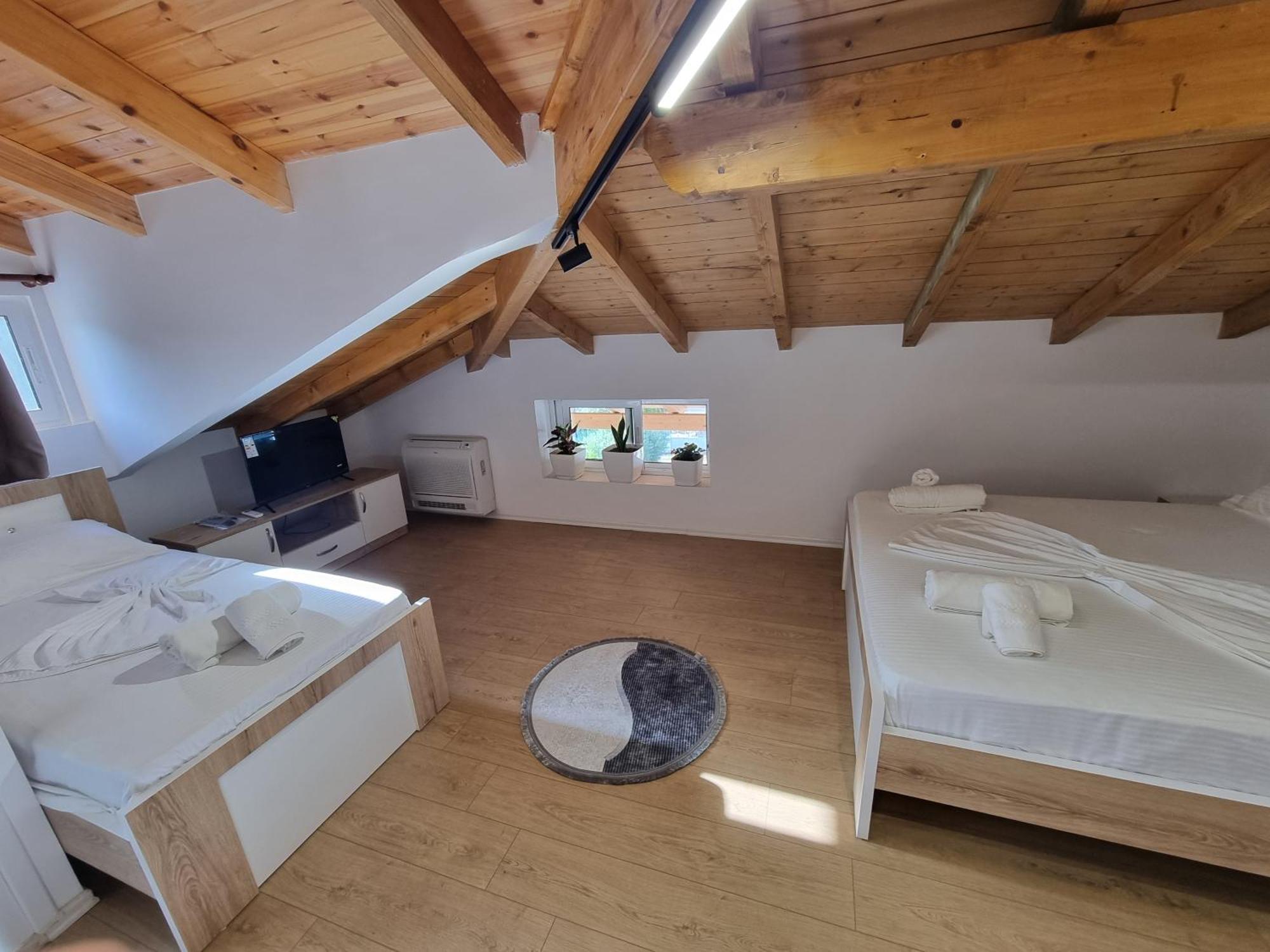 Vila Soleil Avlonya Dış mekan fotoğraf
