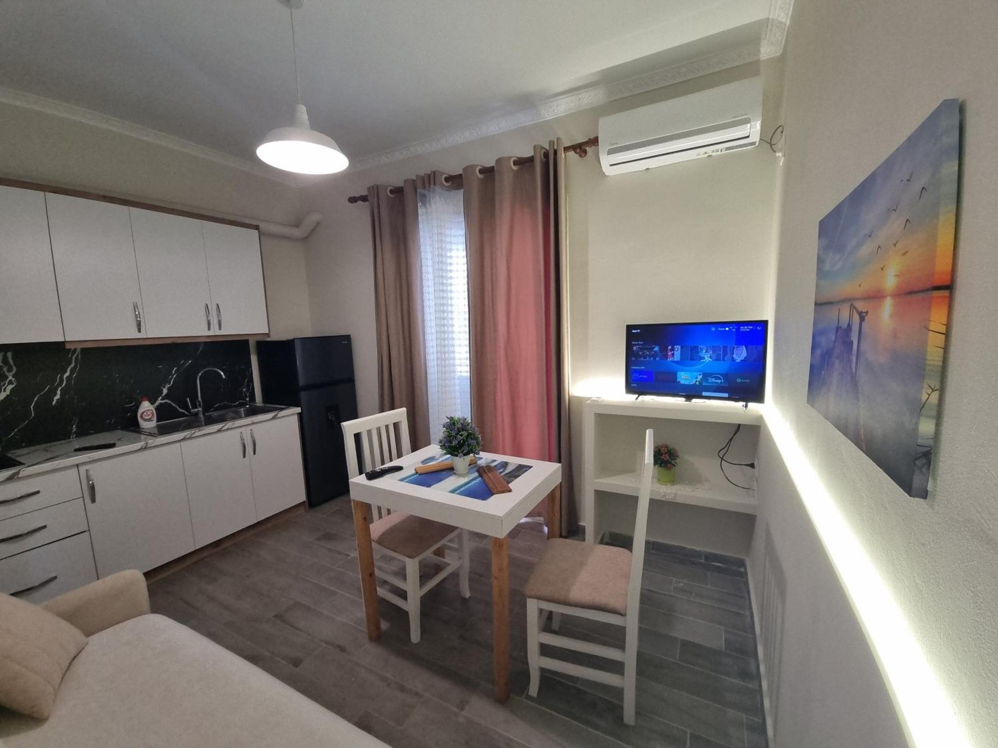 Vila Soleil Avlonya Dış mekan fotoğraf